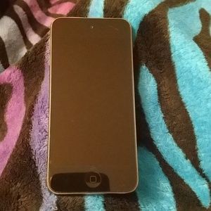 64GB iPod Touch 5th Gen